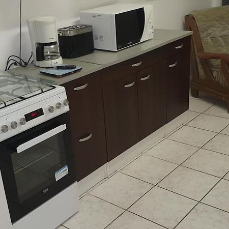 Appartement F1 Rez De Chausser Bg N°2 Бан-ле-Бан Екстериор снимка